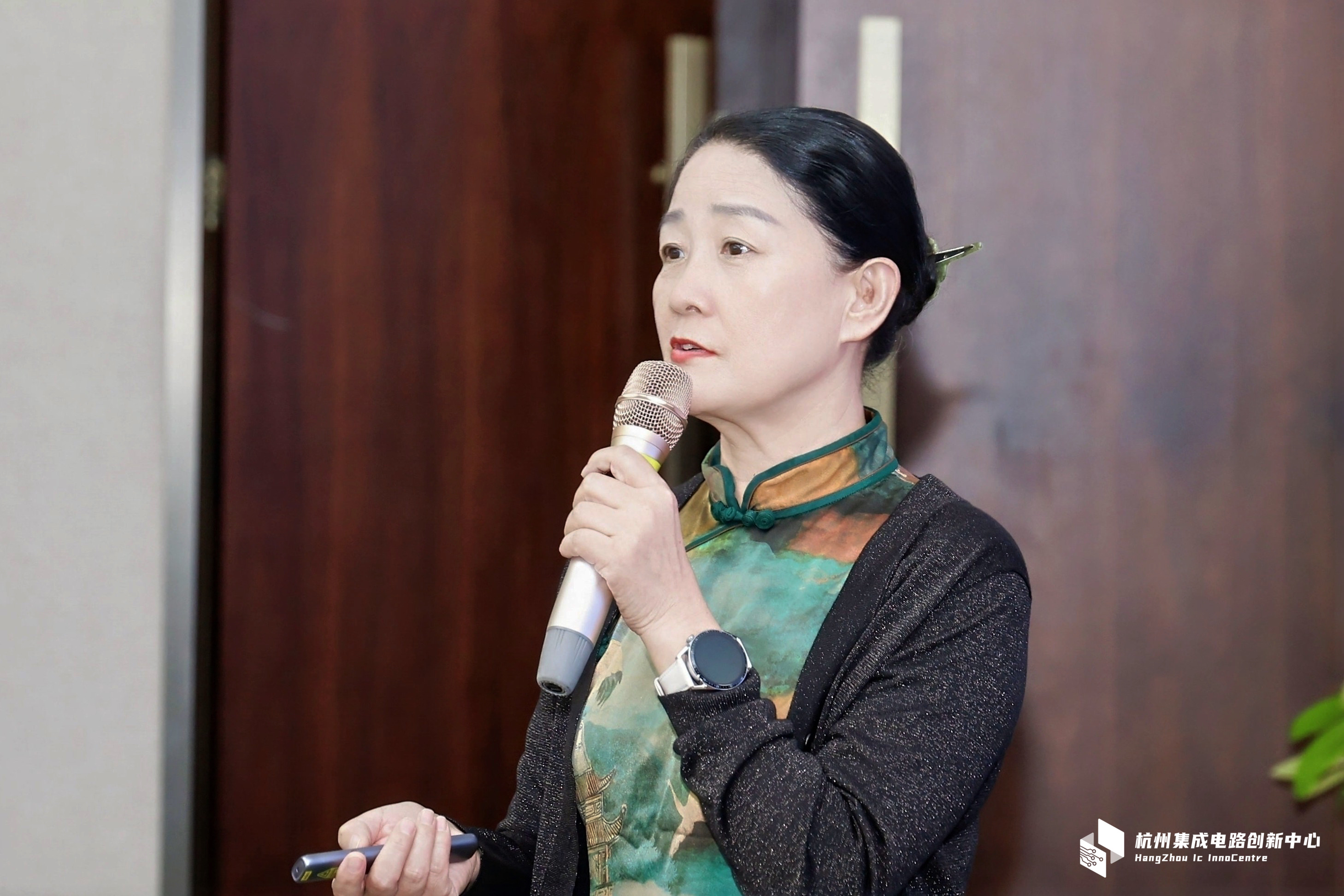 1277�Ǽʵ�����Ϸ����